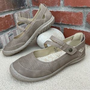 🆕JBU by Jambu Fawn Mary Jane shoe in Taupe Sz 8W